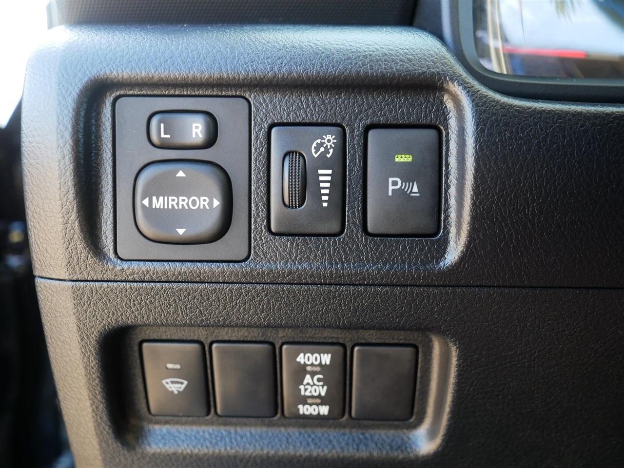 Toyota 4Runner Limited 4WD V6 2016