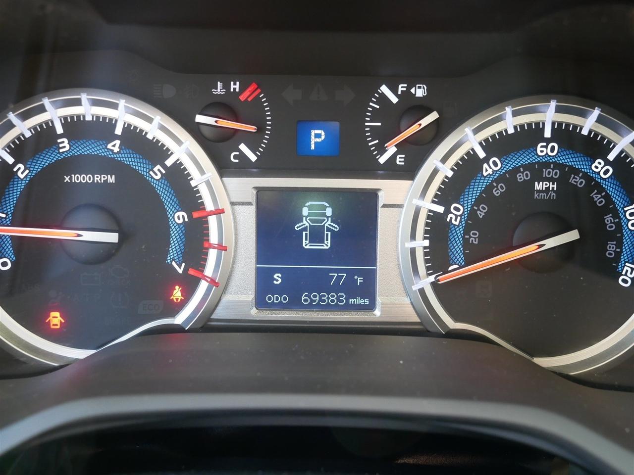 Toyota 4Runner Limited 4WD V6 2016