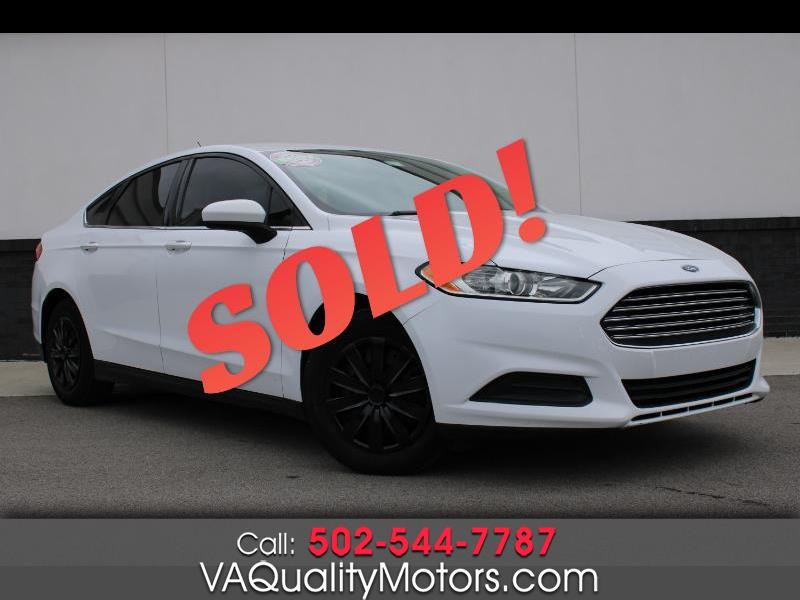 2013 Ford Fusion SE's photo