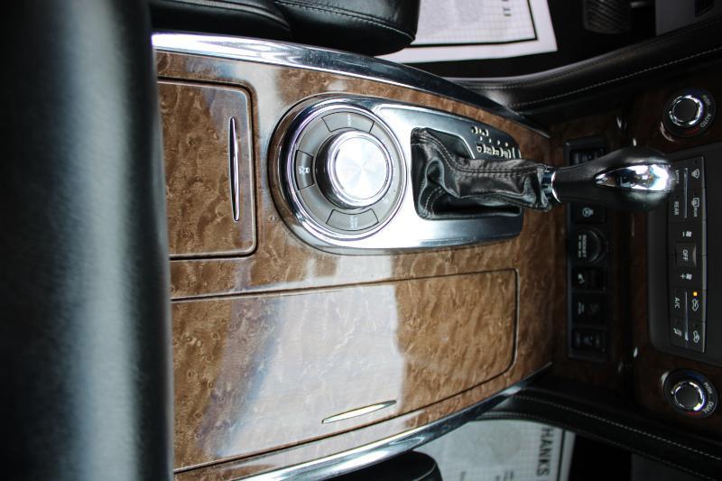 Infiniti QX80 4WD 2015