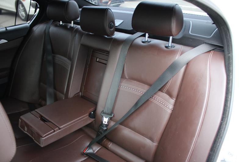 BMW 5-Series 535i xDrive 2015