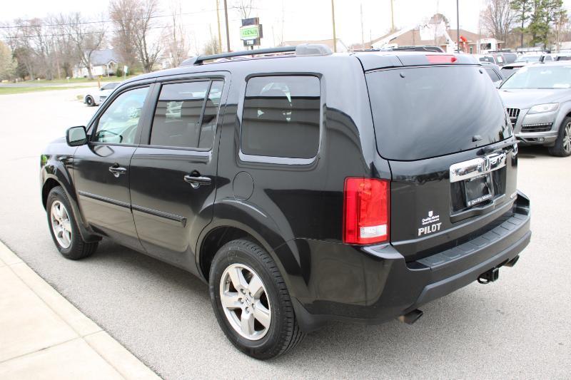 Honda Pilot EX-L 4WD 5-Spd AT 2011