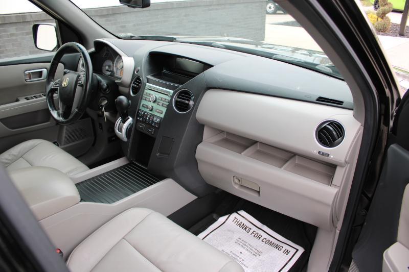 Honda Pilot EX-L 4WD 5-Spd AT 2011