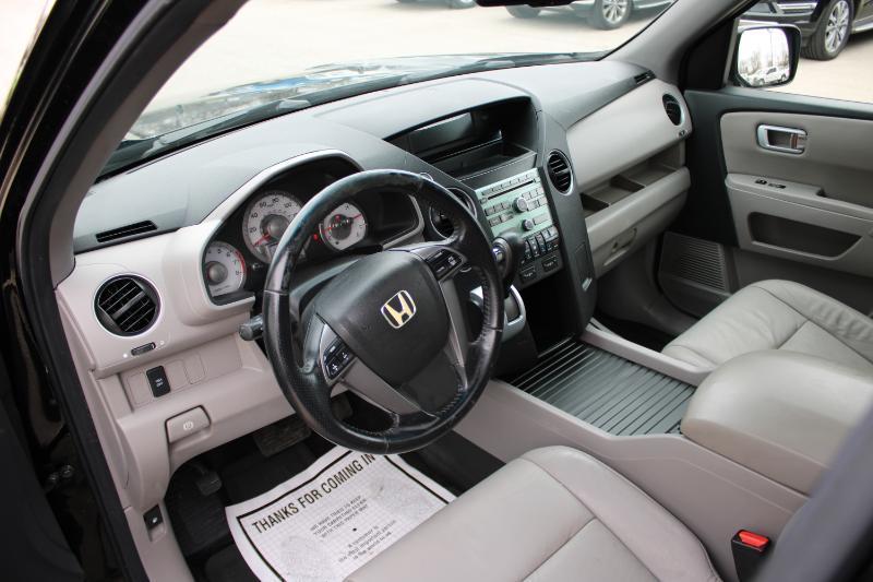 Honda Pilot EX-L 4WD 5-Spd AT 2011