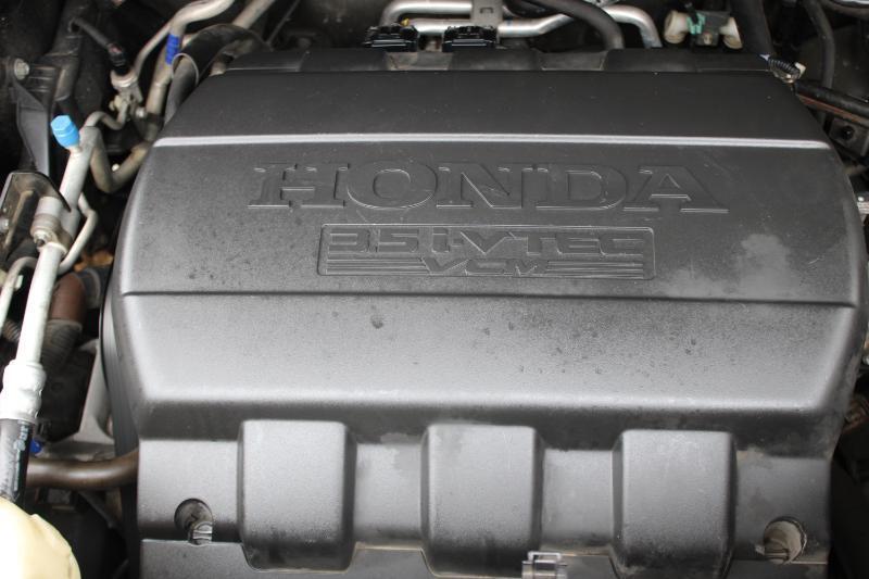 Honda Pilot EX-L 4WD 5-Spd AT 2011