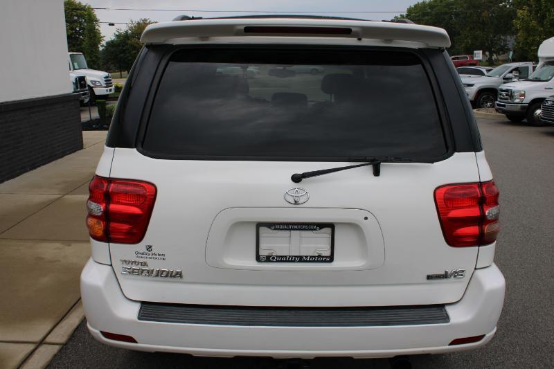 Toyota Sequoia Limited 2WD 2004
