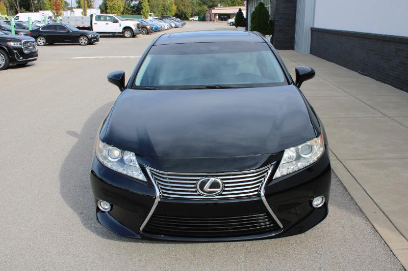 Lexus ES 350 Sedan 2014