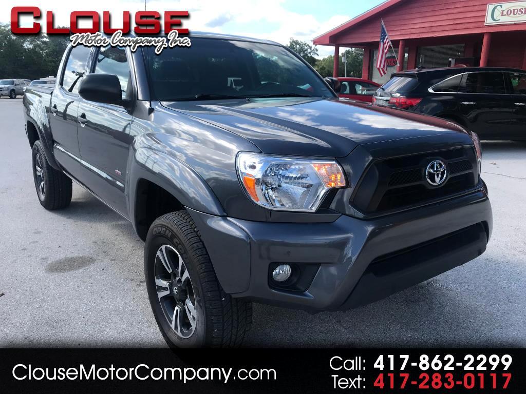 Toyota Tacoma Owners Manual: Cup holders Toyota Tacoma Owners Manual: Cup holders