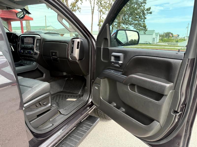GMC Sierra 1500 4WD Crew Cab 143.5" SLT 2016 GMC Sierra 1500 4WD Crew Cab 143.5" SLT 2016