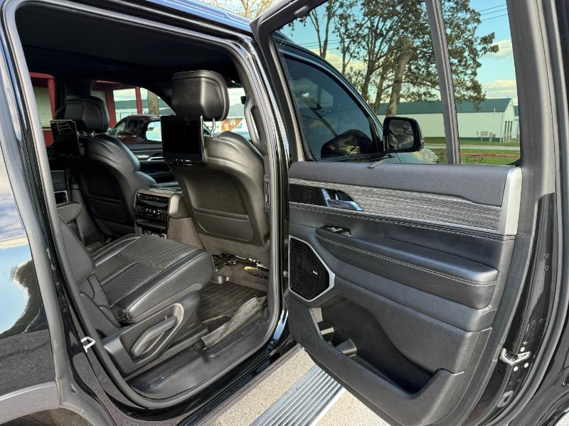 Jeep Wagoneer Series III 4x4 2022 Jeep Wagoneer Series III 4x4 2022