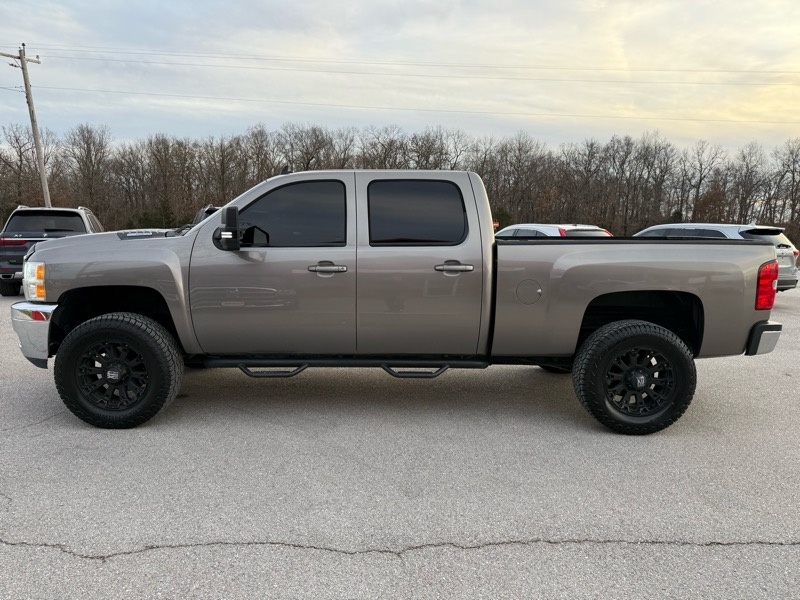 Chevrolet Silverado 2500HD 4WD Crew Cab 153.7" LTZ 2012