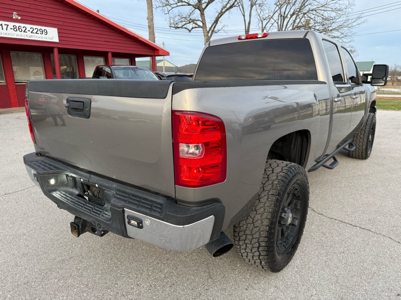 Chevrolet Silverado 2500HD 4WD Crew Cab 153.7" LTZ 2012