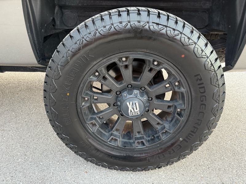 Chevrolet Silverado 2500HD 4WD Crew Cab 153.7" LTZ 2012