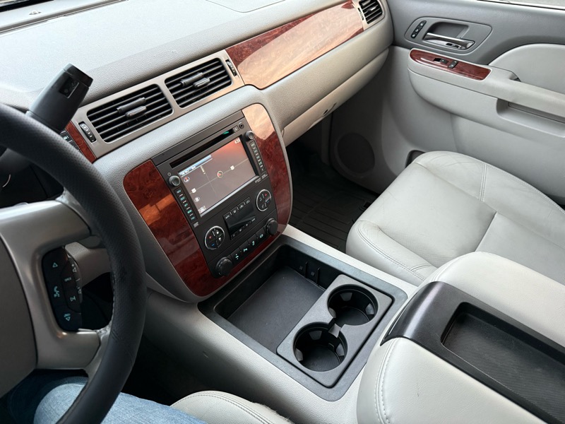 Chevrolet Silverado 2500HD 4WD Crew Cab 153.7" LTZ 2012