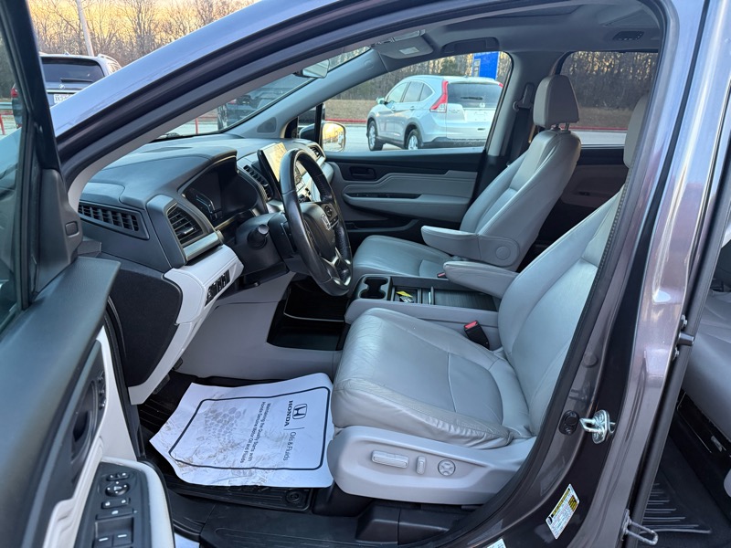 Honda Odyssey Touring Auto 2018