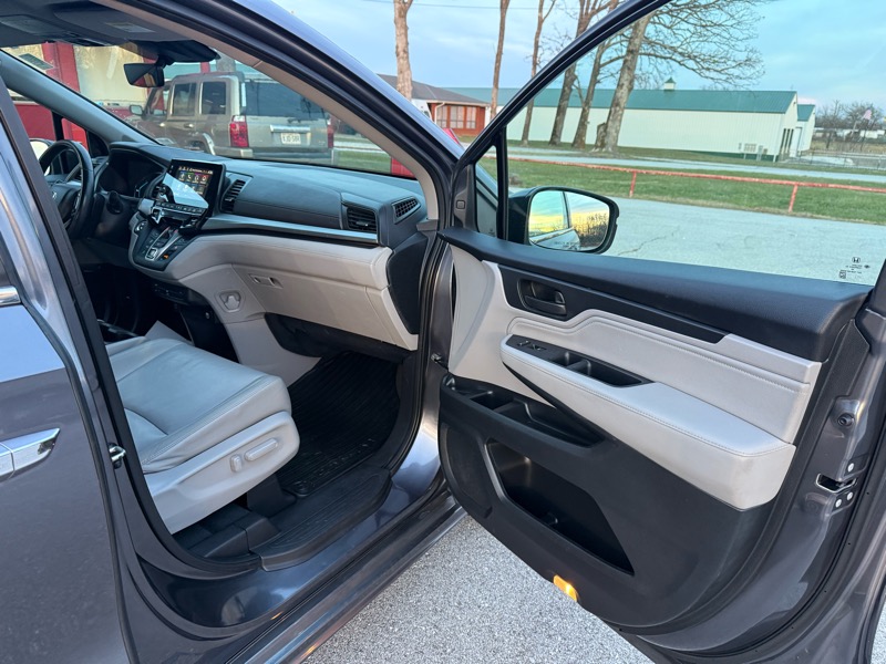 Honda Odyssey Touring Auto 2018