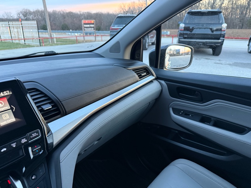 Honda Odyssey Touring Auto 2018