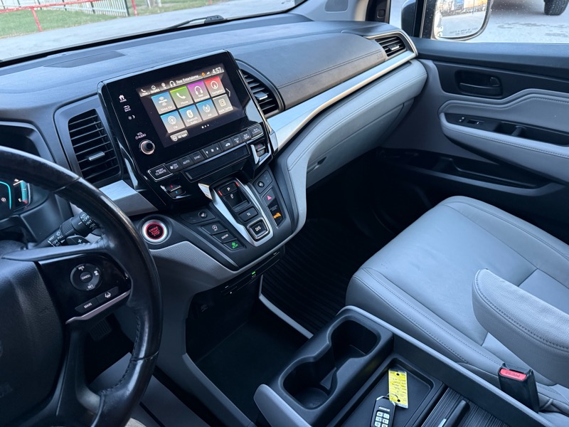 Honda Odyssey Touring Auto 2018