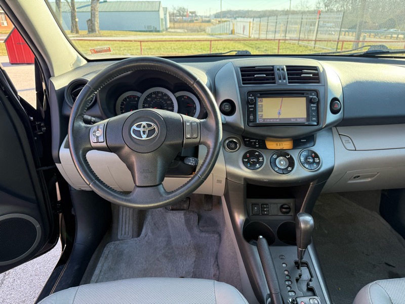 Toyota RAV4 4WD 4dr V6 Limited (Natl) 2012