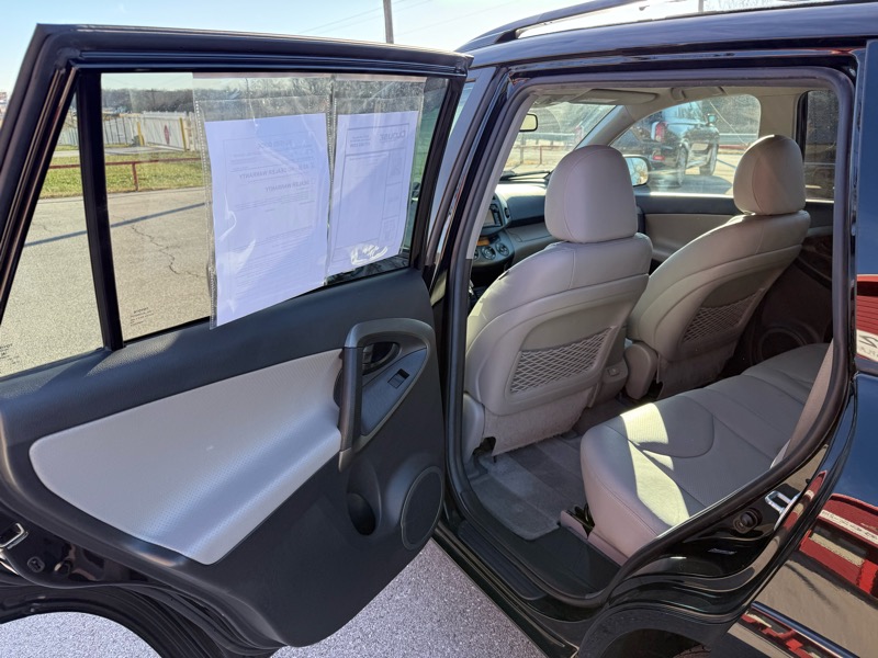 Toyota RAV4 4WD 4dr V6 Limited (Natl) 2012