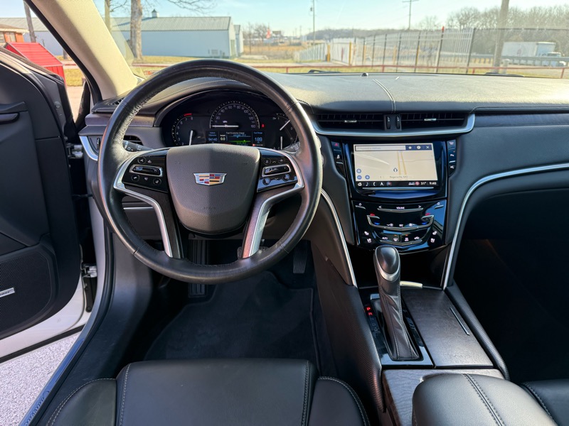 Cadillac XTS 4dr Sdn Luxury FWD 2019