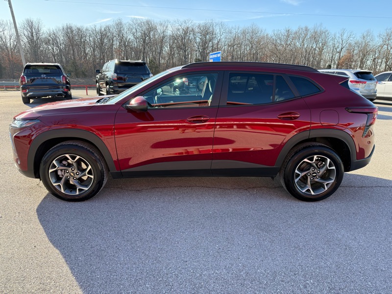 Chevrolet Trax FWD 4dr LT 2025