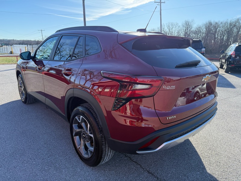 Chevrolet Trax FWD 4dr LT 2025