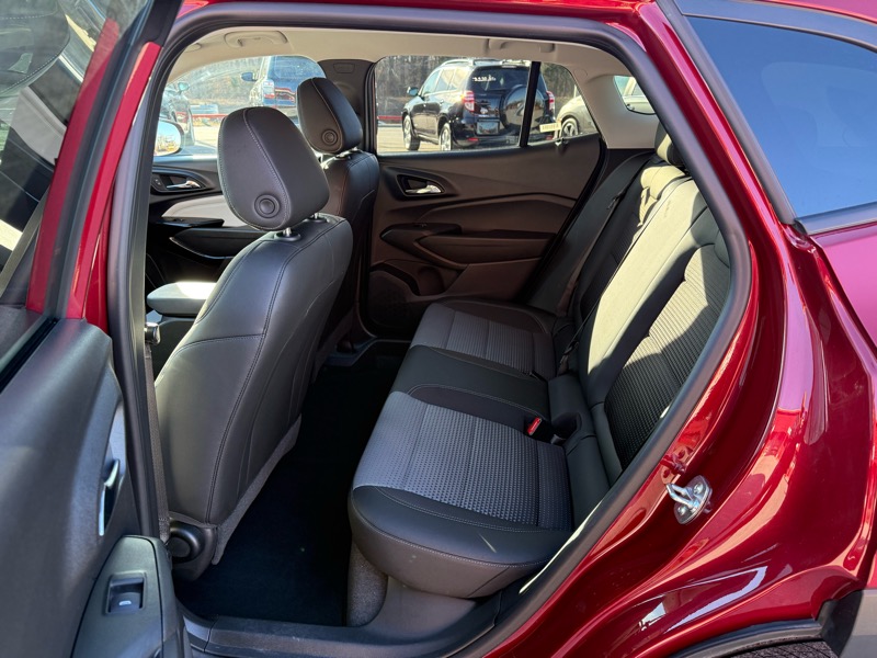 Chevrolet Trax FWD 4dr LT 2025