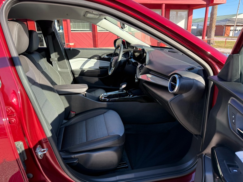 Chevrolet Trax FWD 4dr LT 2025