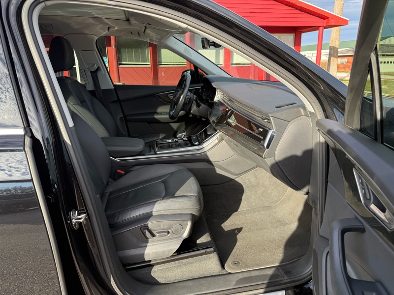 Audi Q7 Premium Plus 55 TFSI quattro 2021