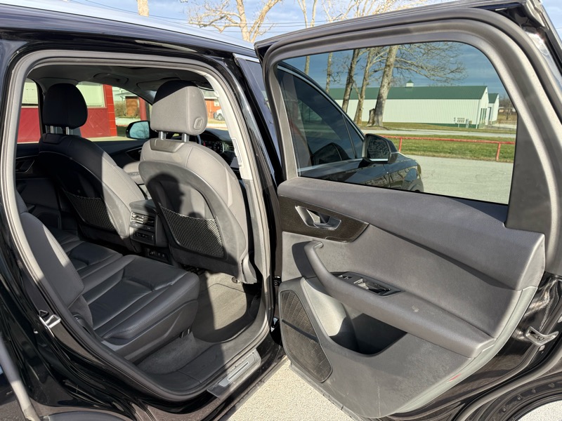 Audi Q7 Premium Plus 55 TFSI quattro 2021