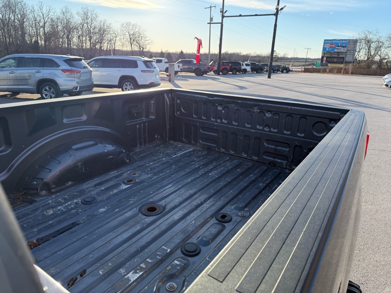 Ford Super Duty F-350 SRW XLT 4WD Crew Cab 6.75' Box 2022