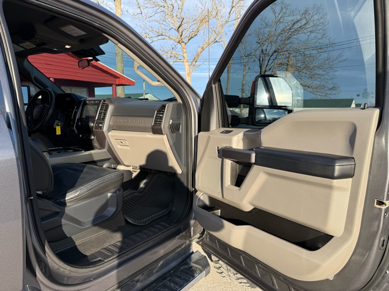 Ford Super Duty F-350 SRW XLT 4WD Crew Cab 6.75' Box 2022