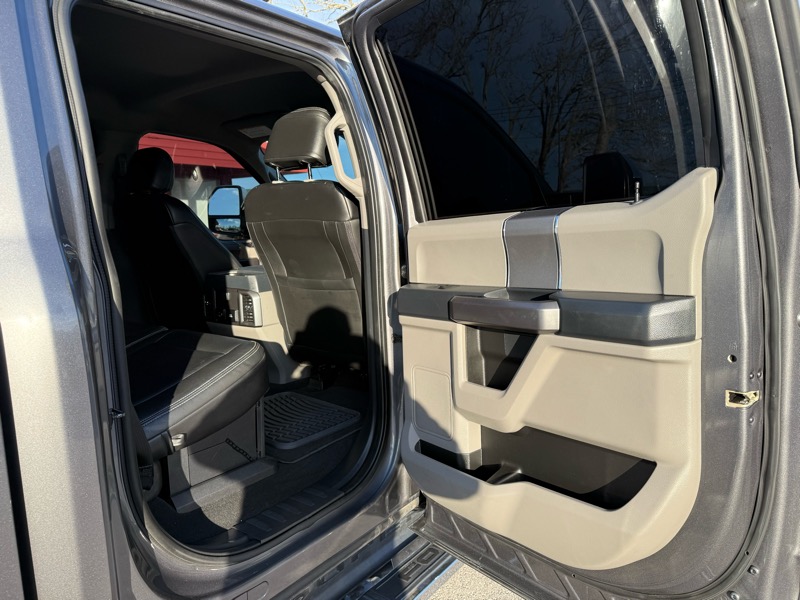 Ford Super Duty F-350 SRW XLT 4WD Crew Cab 6.75' Box 2022