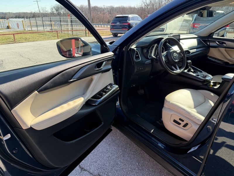 Mazda CX-9 Touring FWD 2019