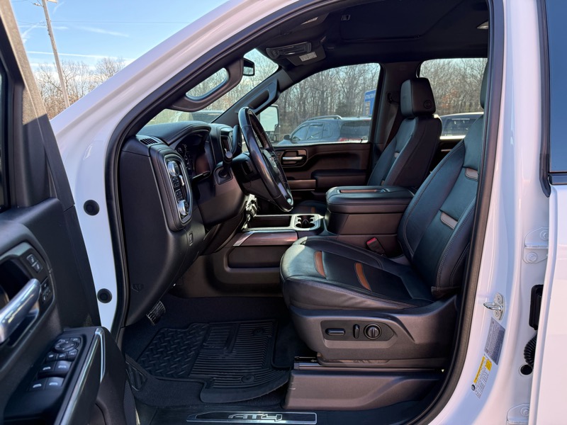 GMC Sierra 2500HD 4WD Crew Cab 159" AT4 2021