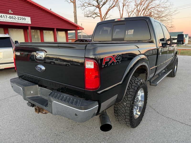 Ford Super Duty F-350 SRW 4WD Crew Cab 156" Lariat 2014