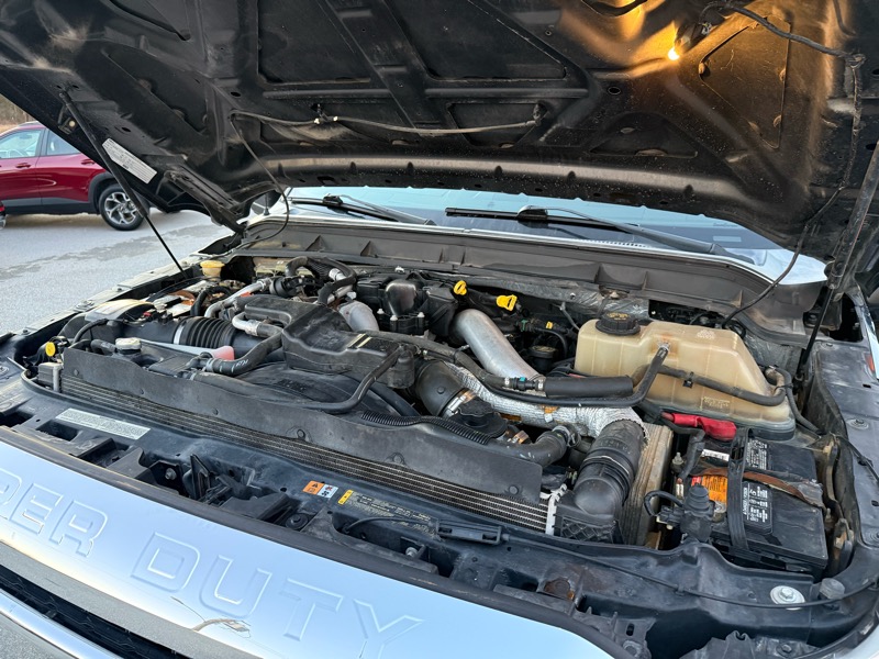 Ford Super Duty F-350 SRW 4WD Crew Cab 156" Lariat 2014