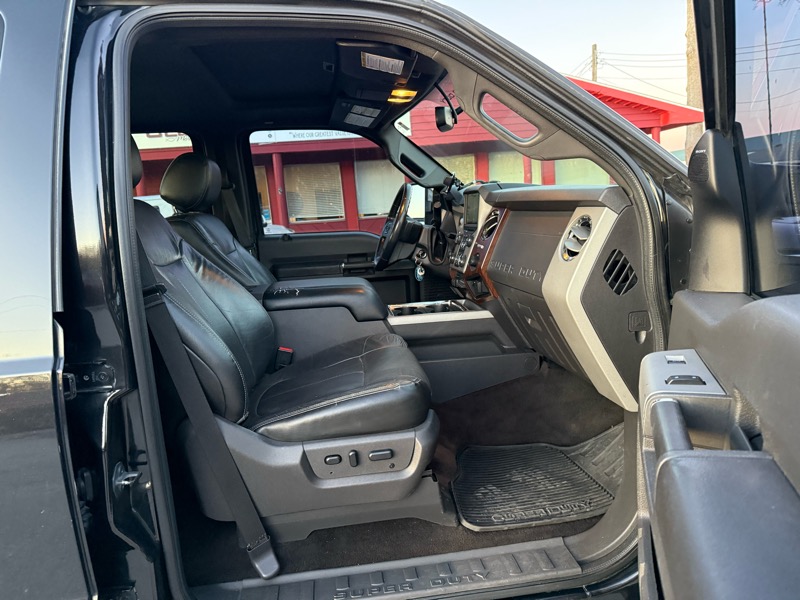 Ford Super Duty F-350 SRW 4WD Crew Cab 156" Lariat 2014
