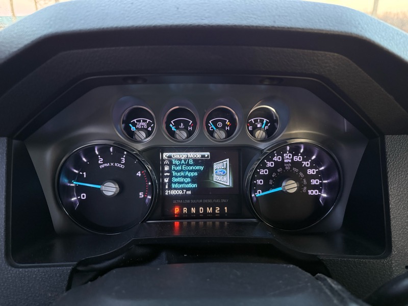 Ford Super Duty F-350 SRW 4WD Crew Cab 156" Lariat 2014