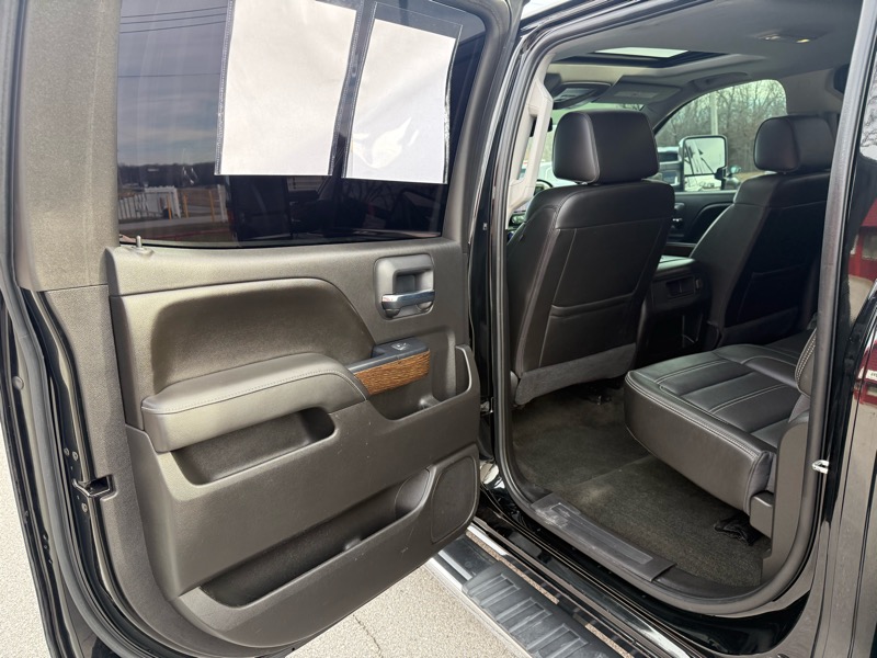 GMC Sierra 2500HD 4WD Crew Cab 153.7" Denali 2017