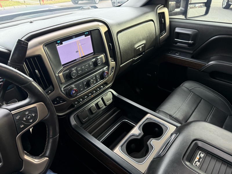 GMC Sierra 2500HD 4WD Crew Cab 153.7" Denali 2017
