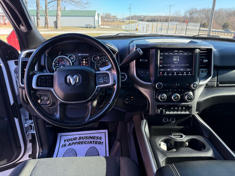 RAM 2500 Big Horn 4x4 Crew Cab 6'4" Box 2020