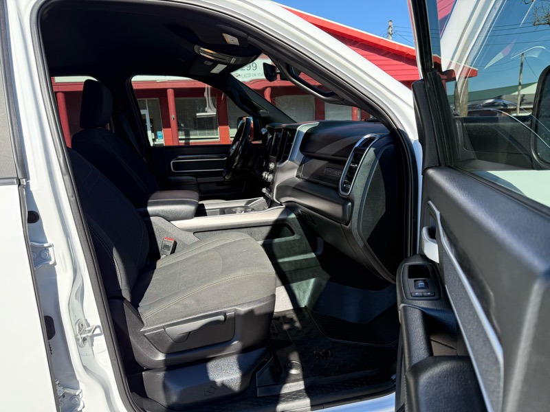 RAM 2500 Big Horn 4x4 Crew Cab 6'4" Box 2020