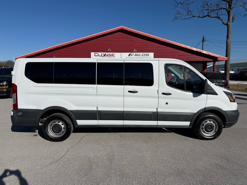 Ford Transit Wagon T-350 148" Low Roof XLT Swing-Out RH Dr 2016