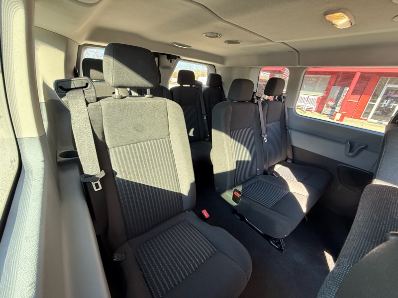 Ford Transit Wagon T-350 148" Low Roof XLT Swing-Out RH Dr 2016