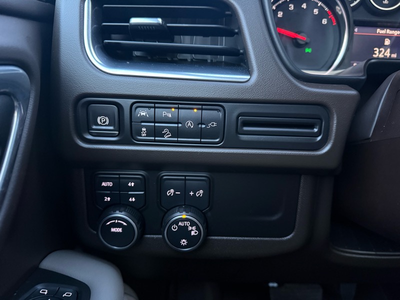 Chevrolet Tahoe 4WD 4dr Z71 2021