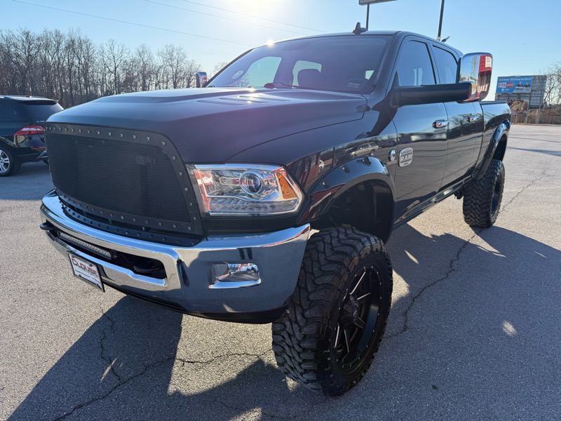 RAM 2500 4WD Mega Cab 160.5" Longhorn 2014