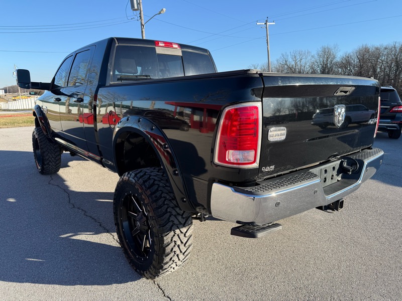 RAM 2500 4WD Mega Cab 160.5" Longhorn 2014