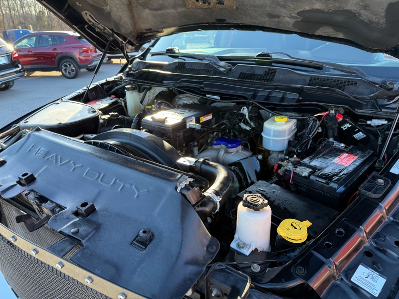 RAM 2500 4WD Mega Cab 160.5" Longhorn 2014